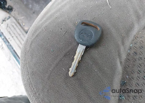 2001 Chevrolet Silverado 1500 Ls из США, поврежденный, VIN 2GCEC19T311213773